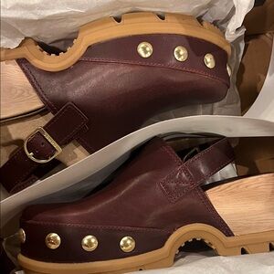 Sorel Roam’n Clogs with Gold Studs